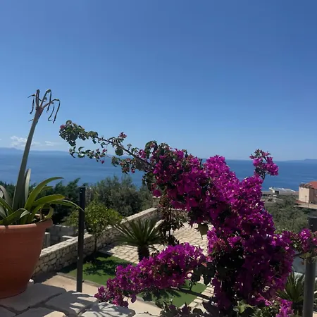 Privat Pool Garden Willa *