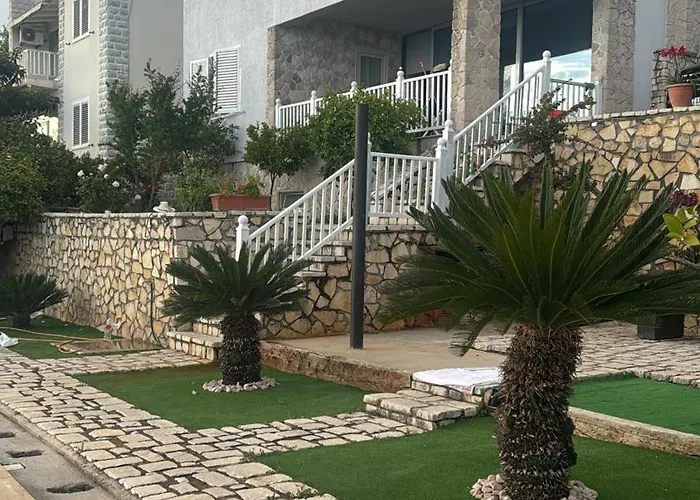 Privat Pool Garden Villa