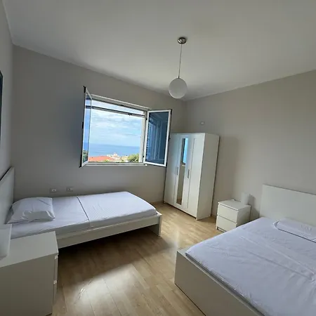 Privat Pool Garden *