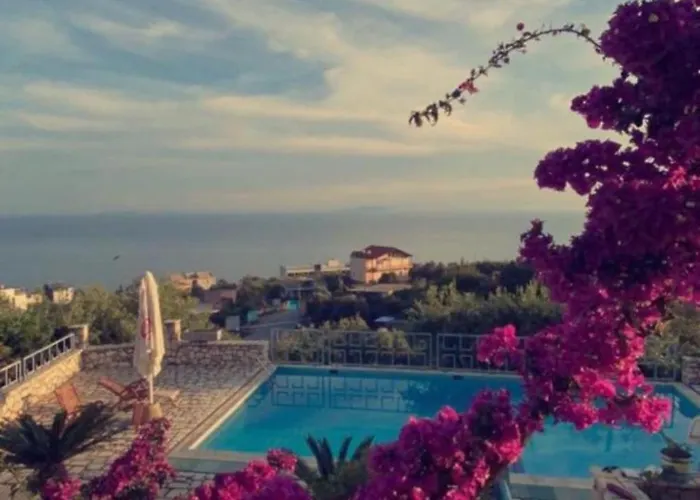 别墅 Privat Pool Garden *