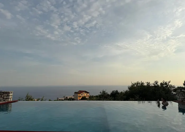 别墅 Privat Pool Garden *